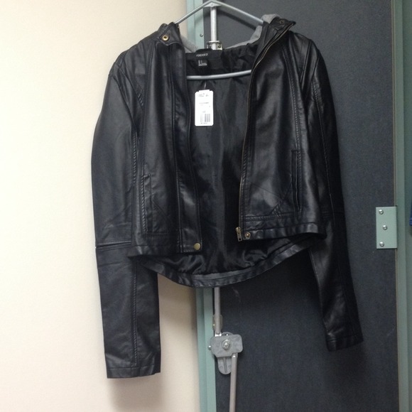 (Price debatable) Faux Leather Bomber jacket