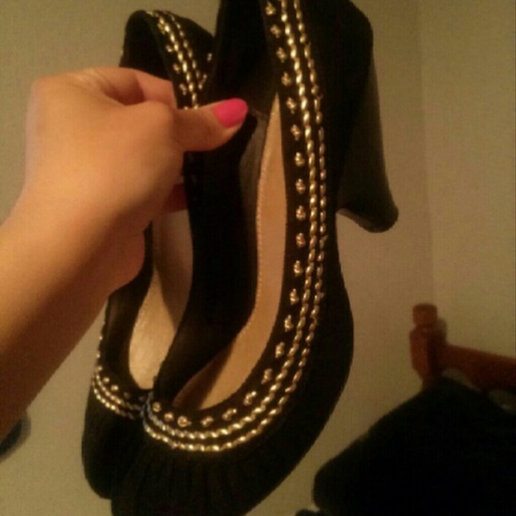 Brown Heels - Picture 1 of 3