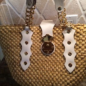 Michael kors beach bag