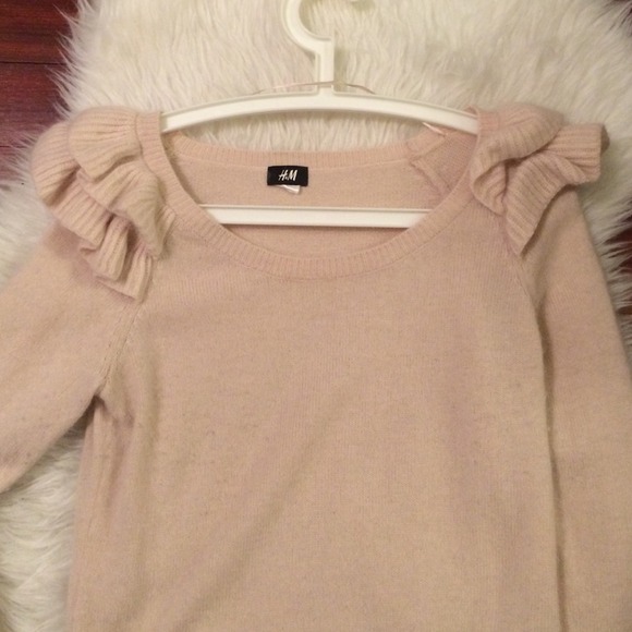 Cute blush pink sweater