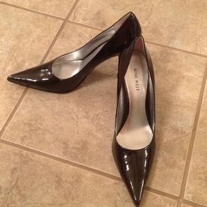 Black Leather Nine West Heels