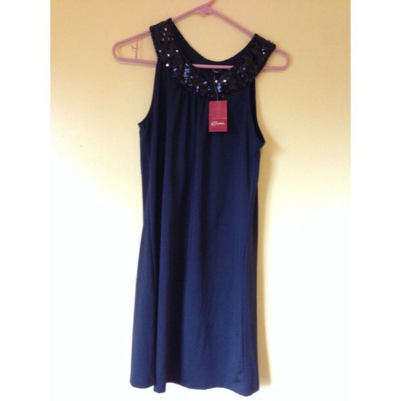 Black guess cocktail dress