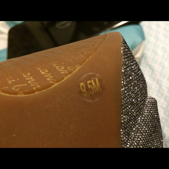 Gianni Bini Kelli Platform Sandal Silver - Picture 3 of 4