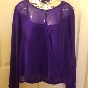 Beautiful Kenneth Cole Top