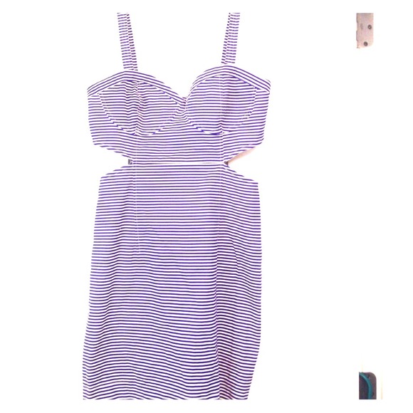 Blue/white striped cutout dress!