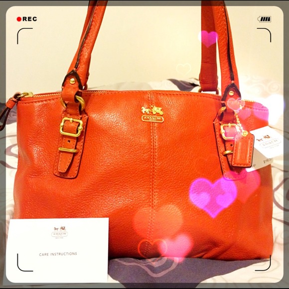 🚫SOLD🚫Coach Leather Mini Handbag