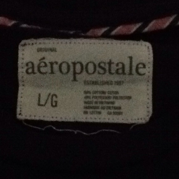 Tee-shirt - Picture 2 of 2