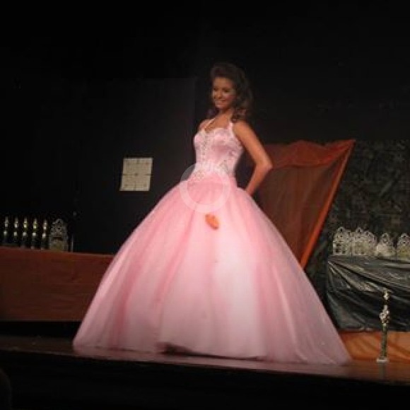 Stunning pink Mori lee pageant, prom or ball gown - Picture 2 of 3