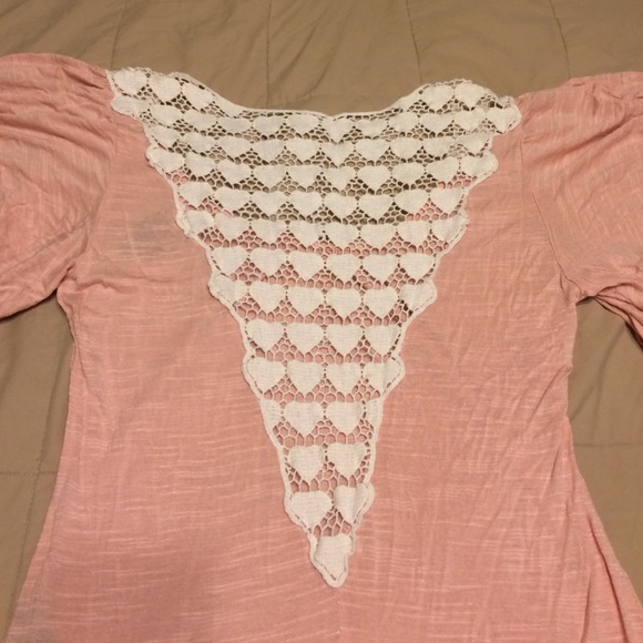 🎁🎉HOST PICK!🎉🎁Bebe Sweet Pink & Lace Top💗💗 - Picture 2 of 2