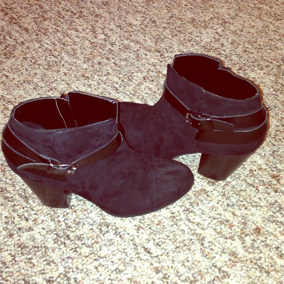 **Side Buckle Booties
