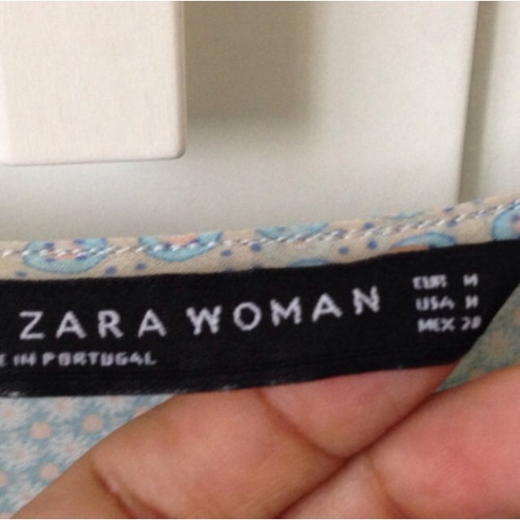 💜💜💜SOLD💜💜💜💜Zara button down blouse - Picture 3 of 4