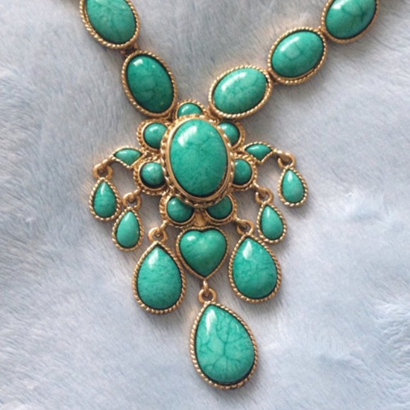 Amrita Singh necklace - Picture 1 of 4
