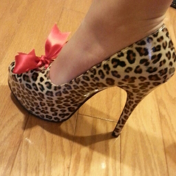 Cheetah high heels - Picture 3 of 4