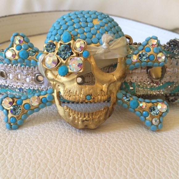 ✨HP✨ Crystal Skull Large Belt Blinged Out