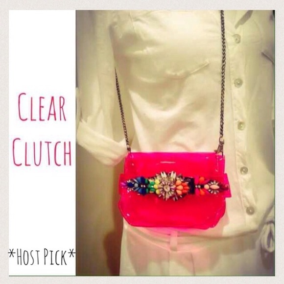 NEW CLEAR CLUTCH-PINK! 💗