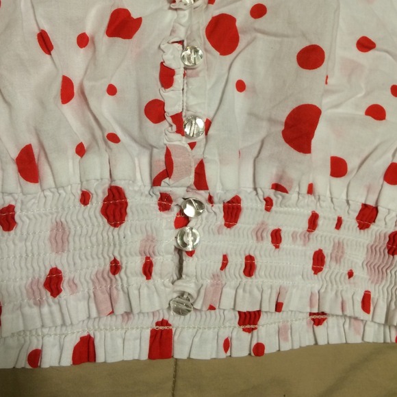 ❤️Red and White Polka Dot Blouse❤️ - Picture 4 of 4