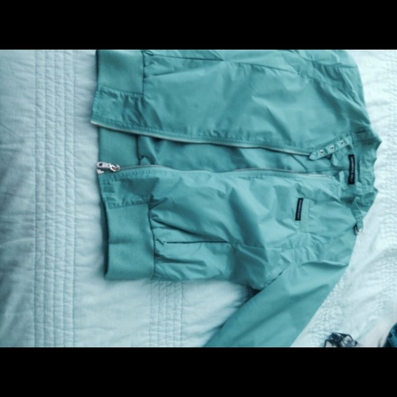 Members Only windbreaker - Picture 2 of 2