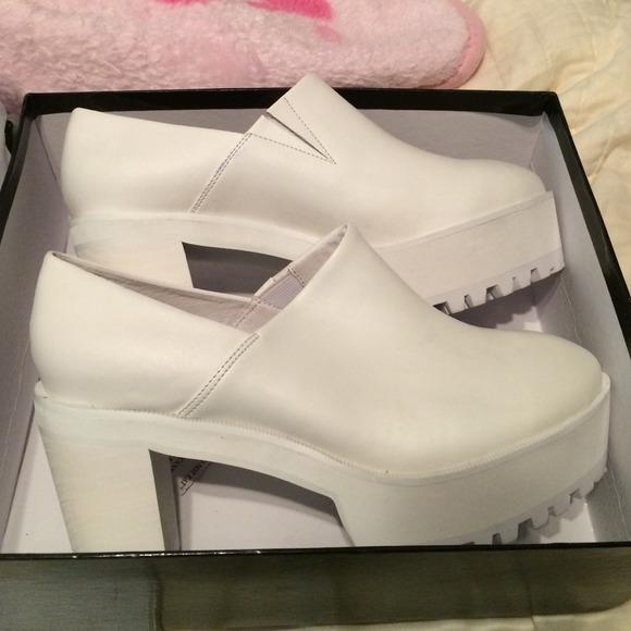 STELLA MCCARTNEY KNOCKOFF PLATFORMS