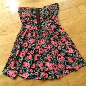 NEW Love Culture Strapless Floral Dress