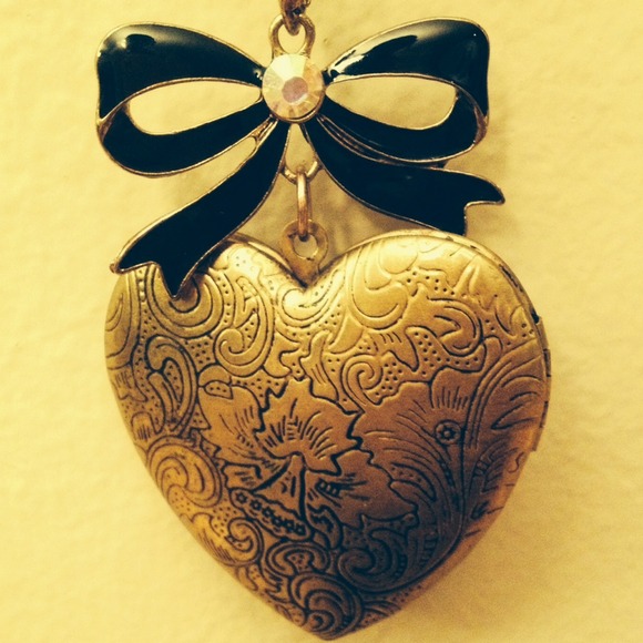 Heart Locket Necklace with Bow