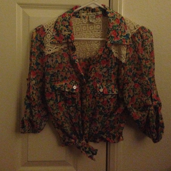 Floral print tie front top