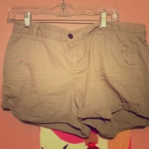 Aeropostale khaki shorts