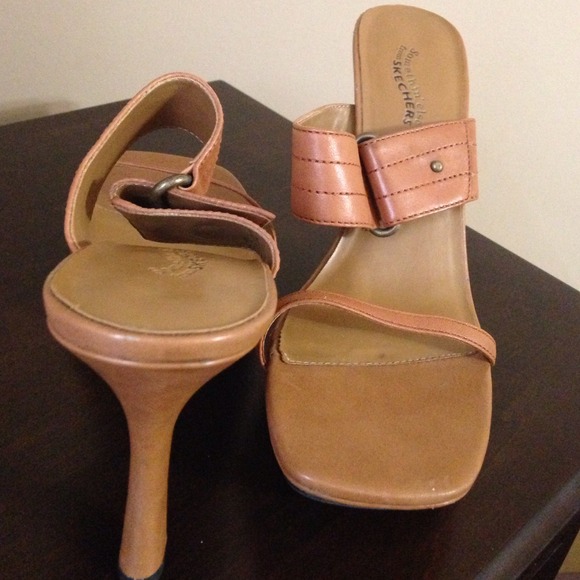 Sandals. 🎉🎉🎉