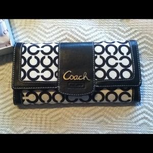 Coach wallet