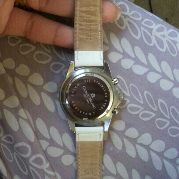 Watch - Picture 4 of 4