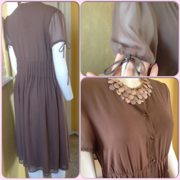 Mauve Pleated Dress 👌💋💋