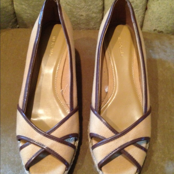 Merona Wedge