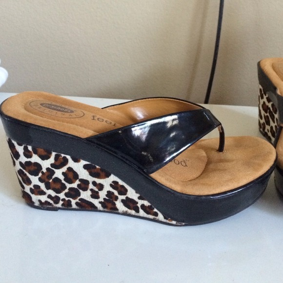 Leopard sandals