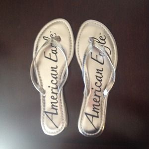 American Eagle metallic flip flops