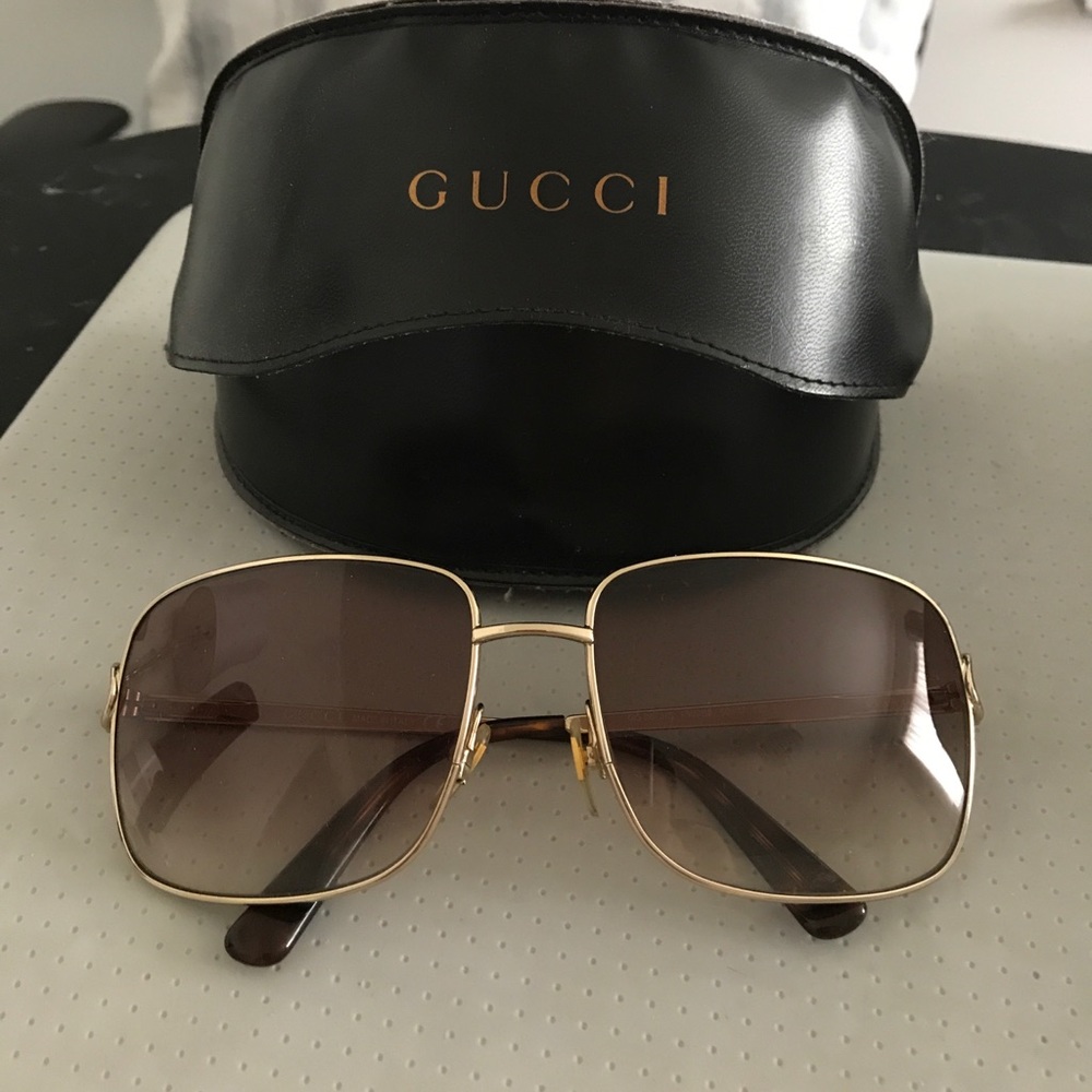 GUCCI GLASS