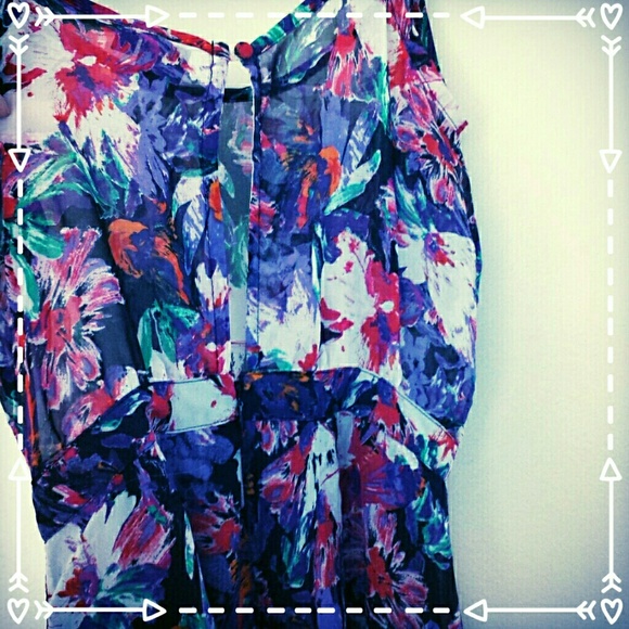 Adorable Summer Romper *New Markdown* - Picture 3 of 4