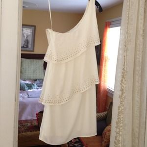 💜reduced!!💜White and gold tiered dress