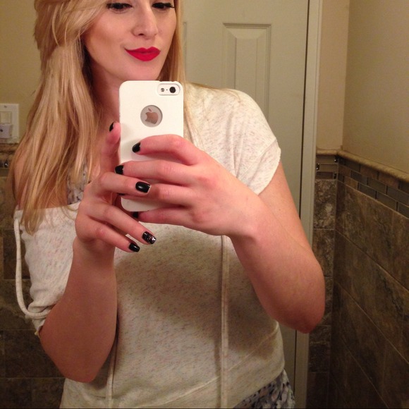 LaROK short sleeve hooded pullover - Picture 3 of 4