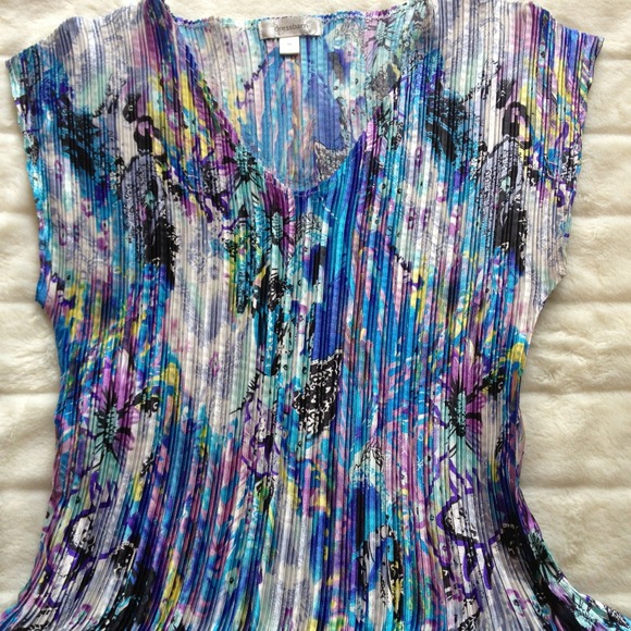 Cap sleeved ribbed shirt