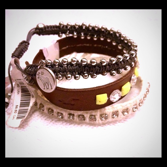 A&F and Hollister bracelets (3)