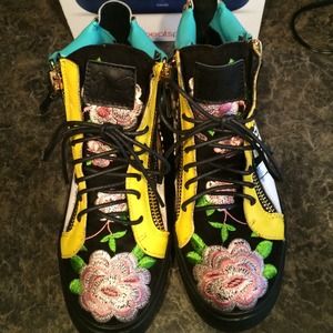 INSPIRED Giuseppe Sneakers SIZE 38...