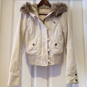 YOUTH Abercrombie Bomber size Large