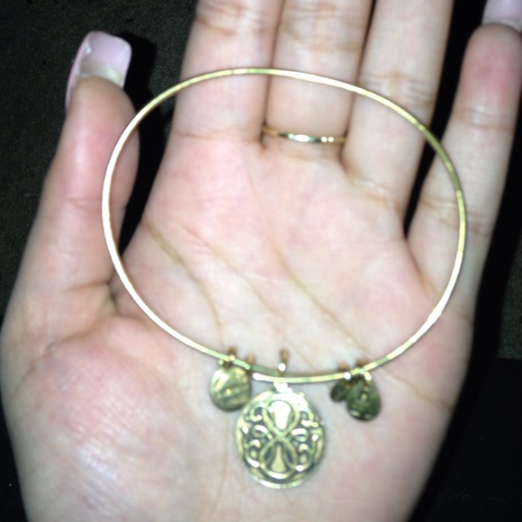 Alex & Ani