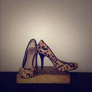 Vince Camuto Elaine Leopard Pump