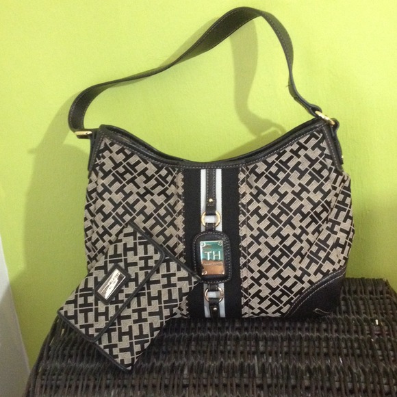 Tommy Hilfiger Handbag with matching wallet