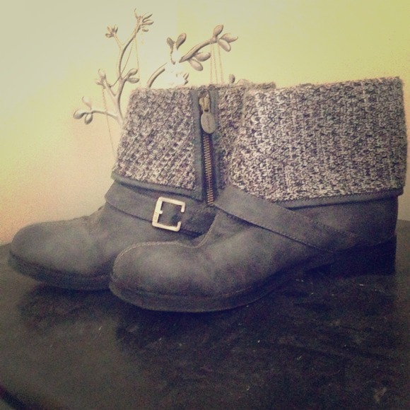 Grey Dr. Scholls ankle boots