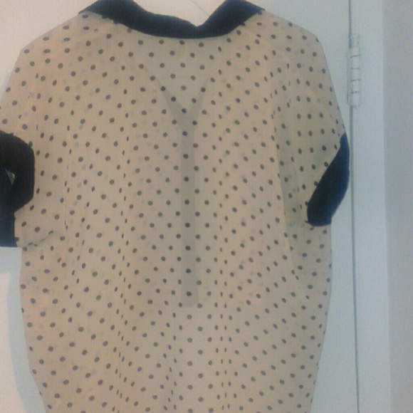 Gorgeous polka dot high-low top - Picture 3 of 3