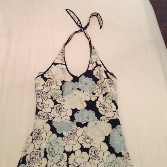 Gorgeous party dress - Picture 2 of 3