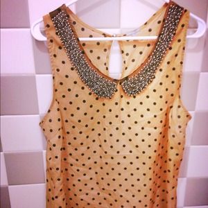 Sleeveless blouse