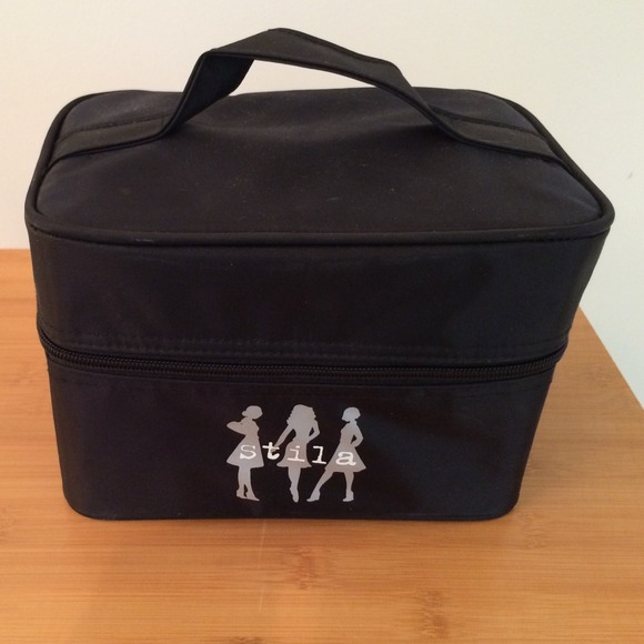 Stila makeup bag - Picture 1 of 2