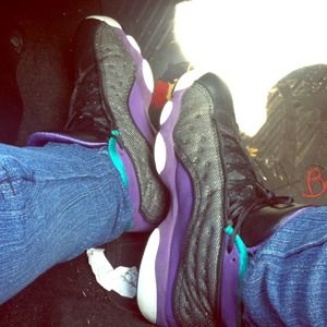 Ultraviolet 13s , trade or throw me a price.